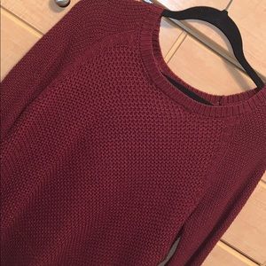 Maroon sweater